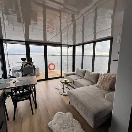 Houseboat Zegrze *